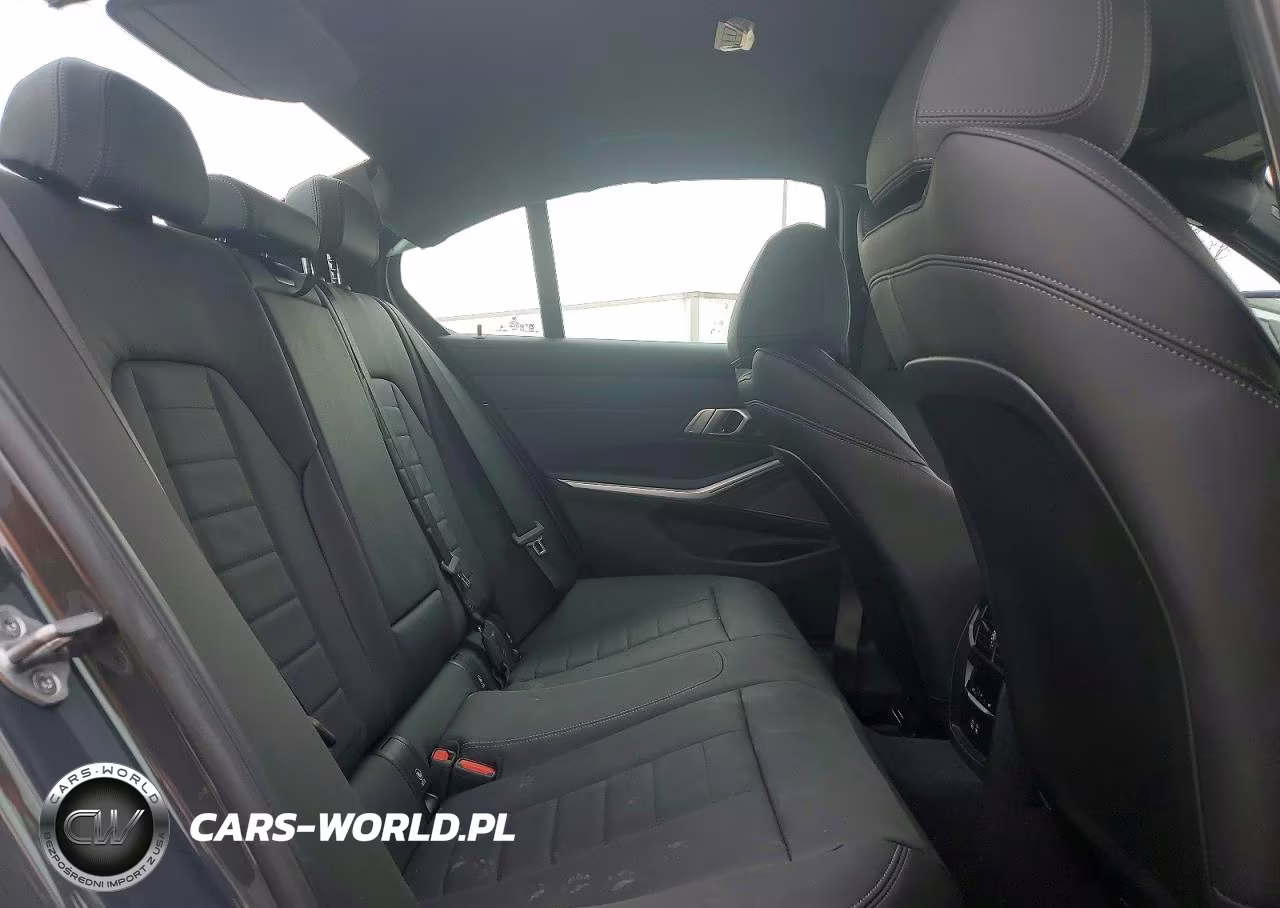 2025 BMW 330Xi VIN:3MW89CW02S8F63493 - 10