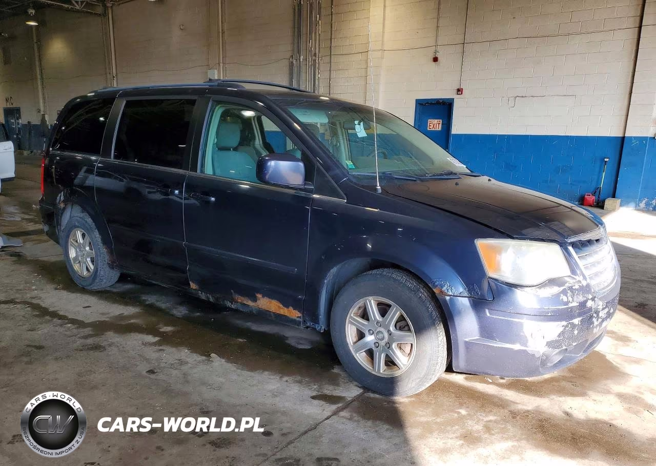 2008 Chrysler Town & Country Touring VIN:2A8HR54P88R826618 - 4