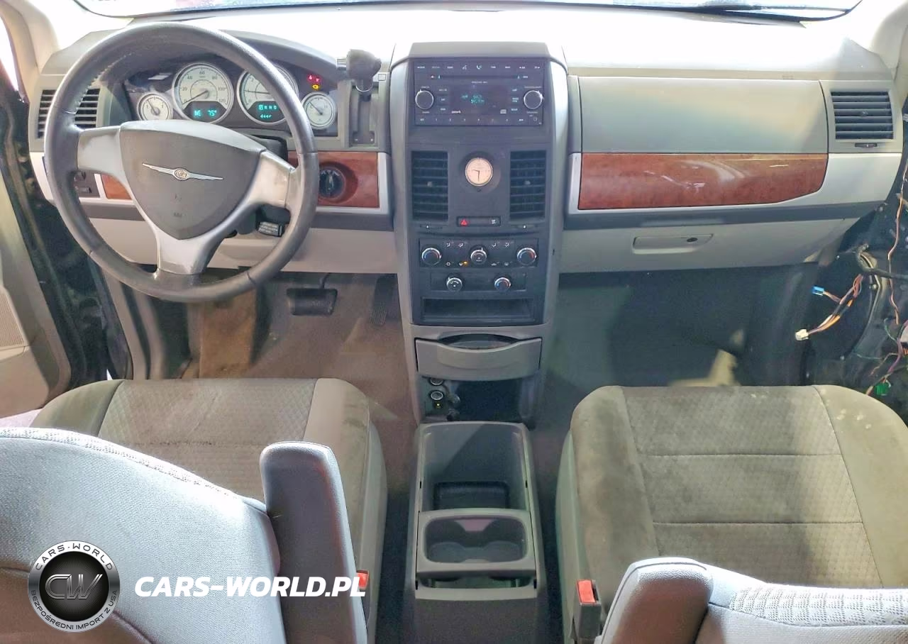2008 Chrysler Town & Country Touring VIN:2A8HR54P88R826618 - 8
