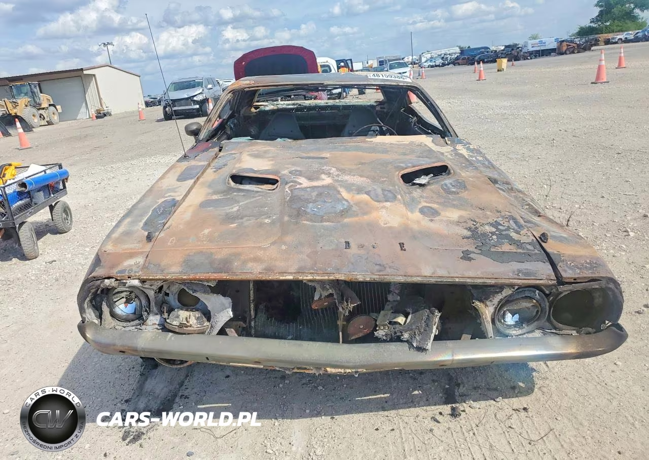 1973 Dodge Challenger VIN:JH23H3B109142 - 5