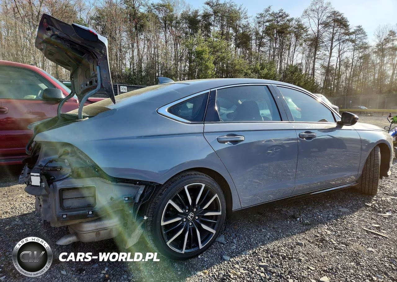 2023 Honda Accord Touring Hybrid VIN:1HGCY2F85PA006090 - 3