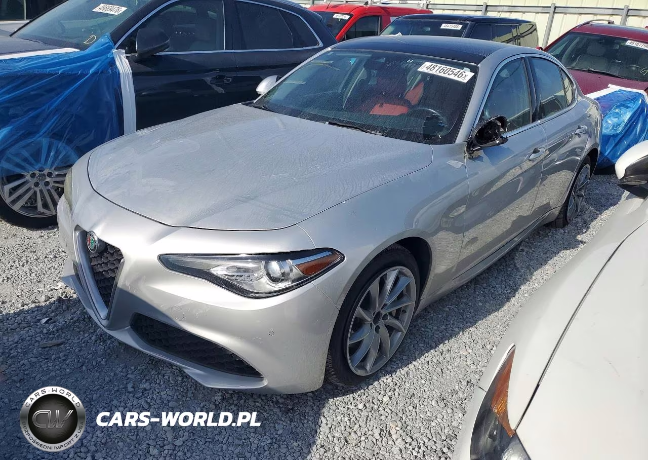 2021 Alfa Romeo Giulia Sport
