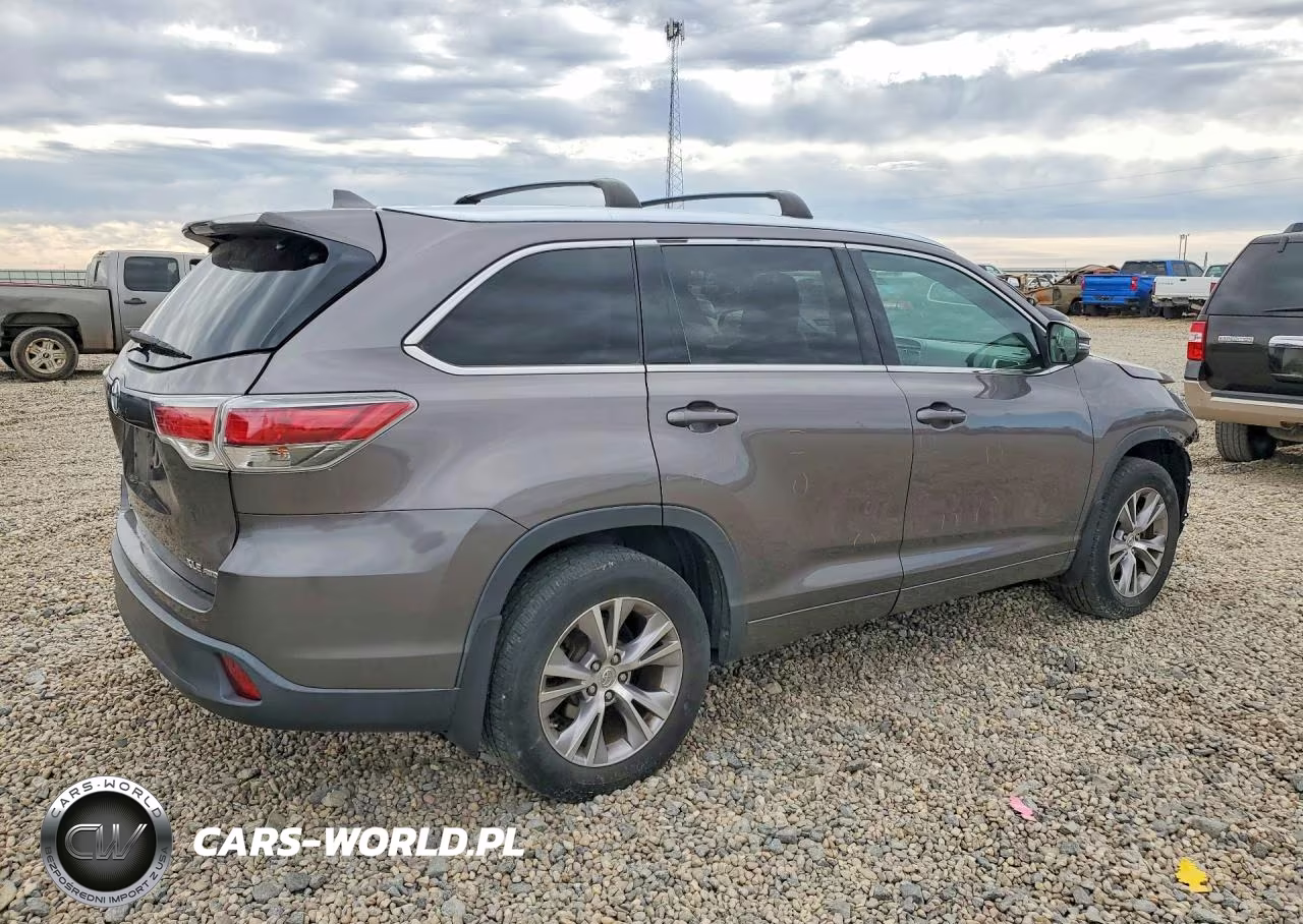 2015 Toyota Highlander Xle VIN:5TDJKRFH9FS167236 - 3