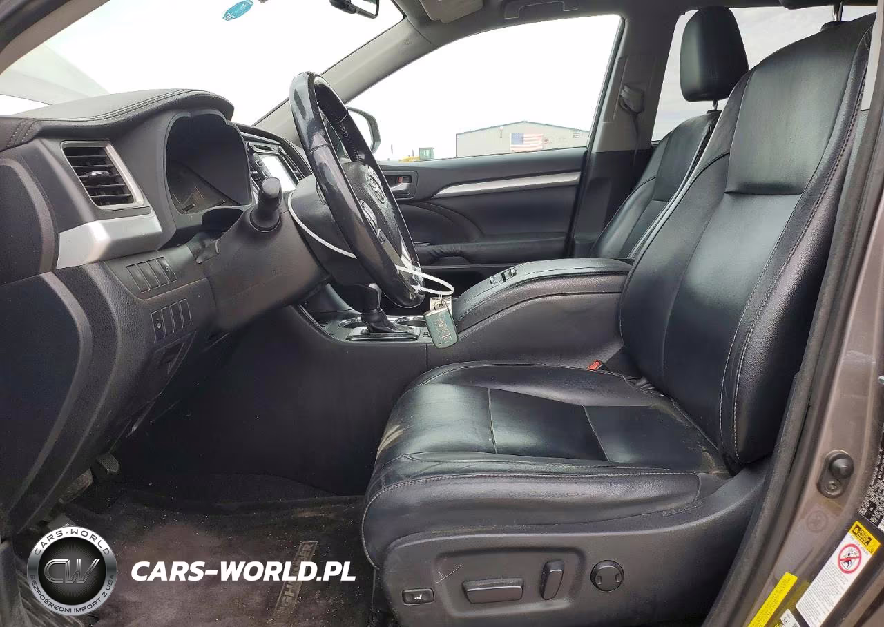2015 Toyota Highlander Xle VIN:5TDJKRFH9FS167236 - 7