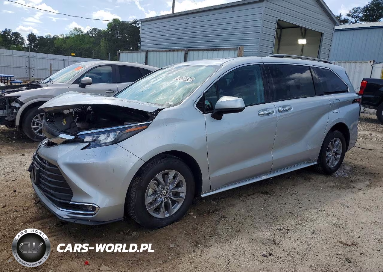2024 Toyota Sienna Xle 8-Passenger