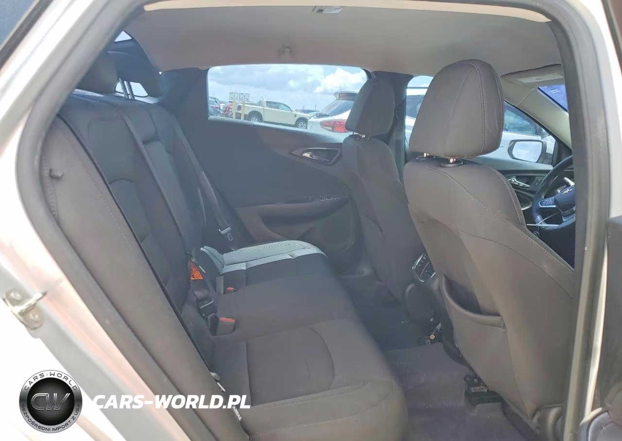 2019 Chevrolet Malibu Lt VIN:1G1ZD5ST4KF159001 - 10