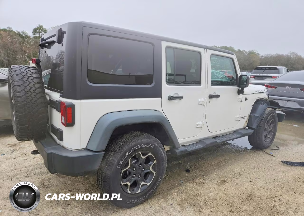 2008 Jeep Wrangler Unlimited Rubicon VIN:1J4GA69198L640870 - 3
