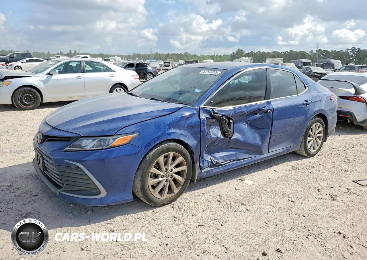2023 Toyota Camry Le
