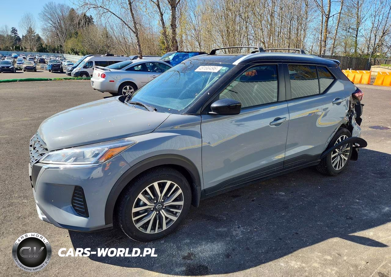 2022 Nissan Kicks Sv