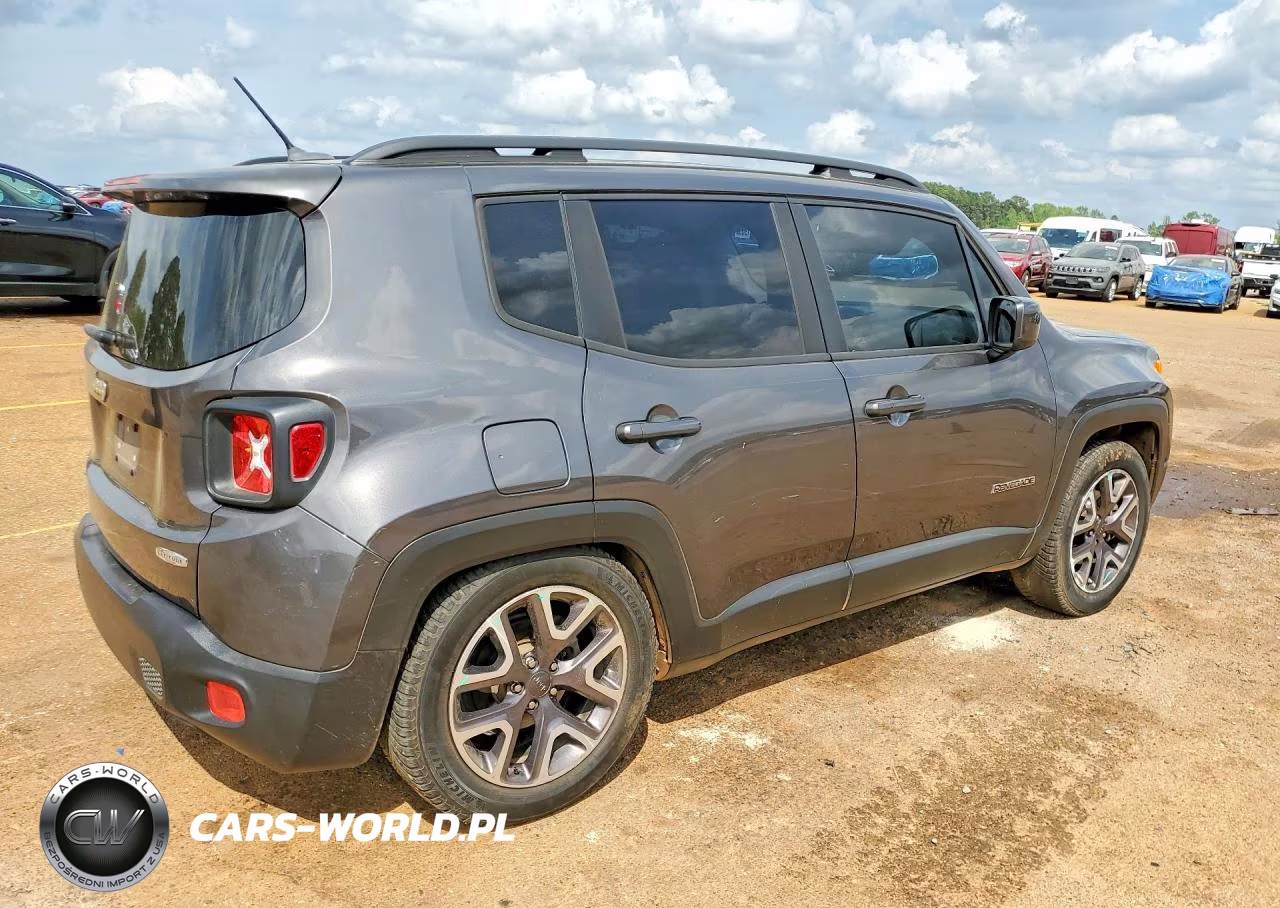 2016 Jeep Renegade VIN:ZACCJABT2GPE19849 - 3