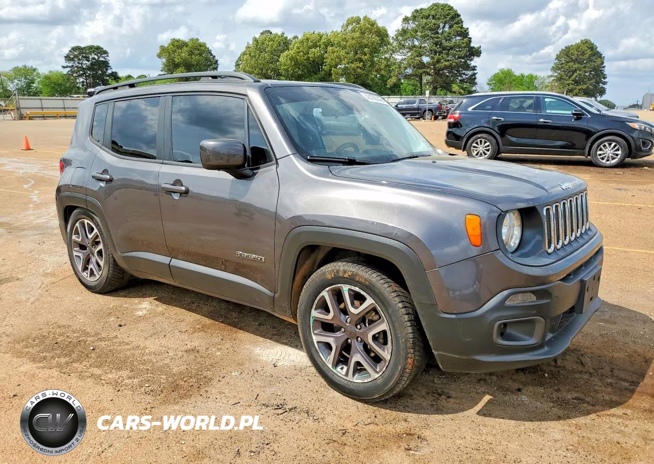 2016 Jeep Renegade VIN:ZACCJABT2GPE19849 - 4