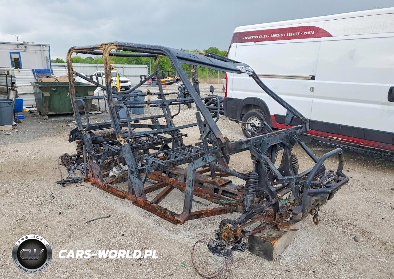 2020 Can-Am Defender Utility Vehicle