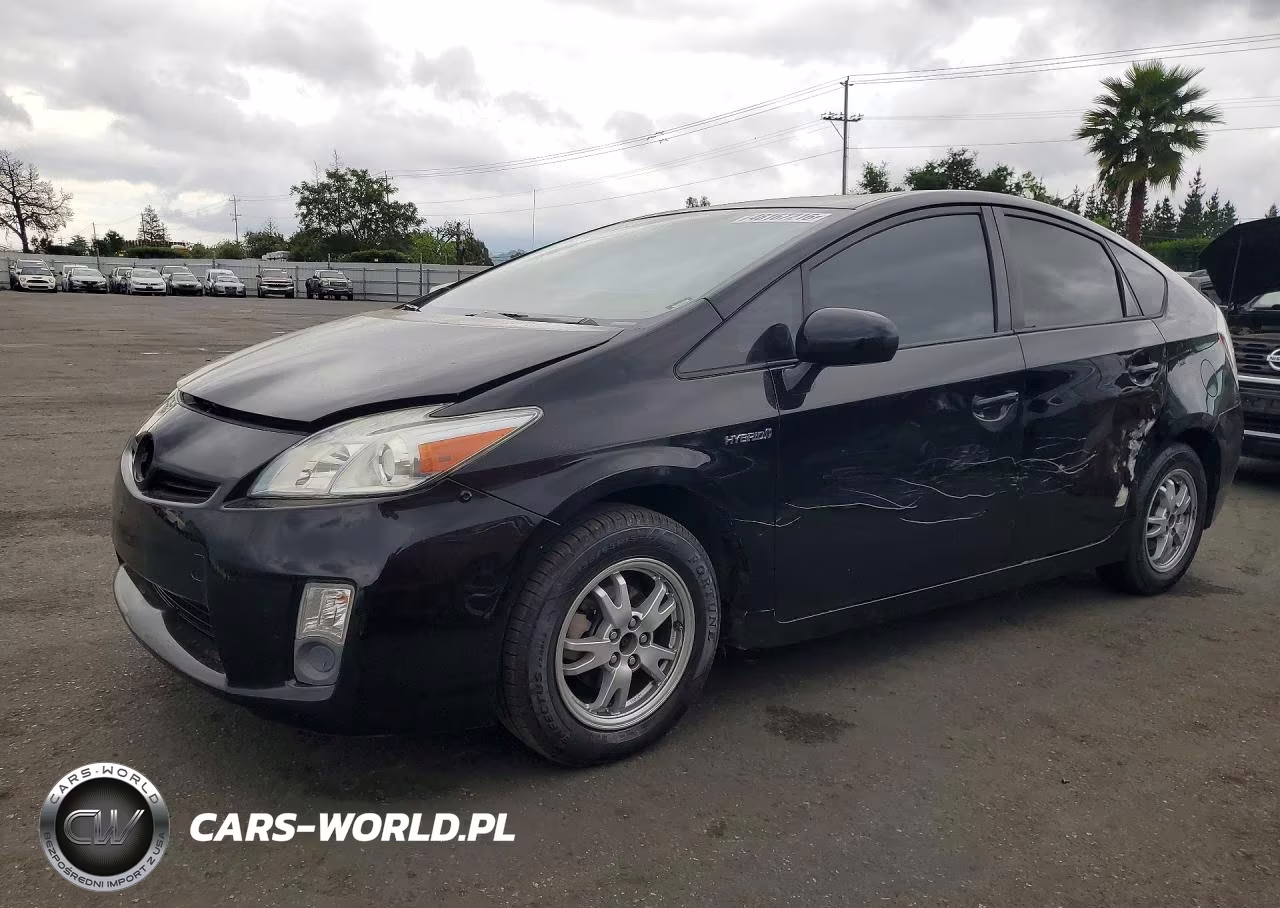 2011 Toyota Prius Three