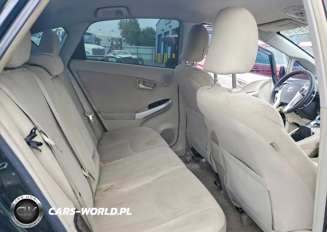 2011 Toyota Prius Three VIN:JTDKN3DU7B1384753 - 10
