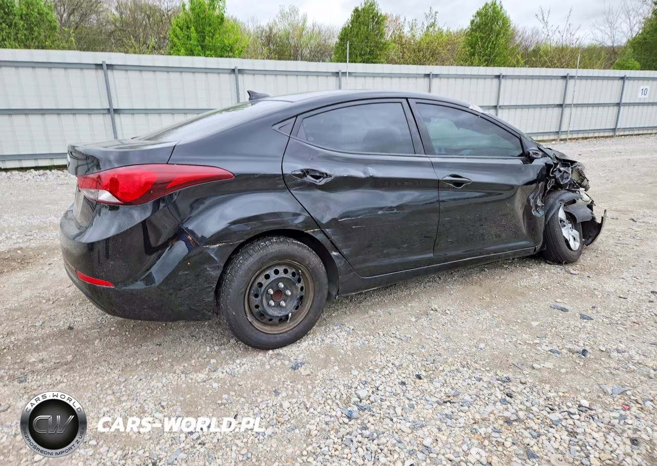 2016 Hyundai Elantra Se VIN:5NPDH4AE0GH675761 - 3