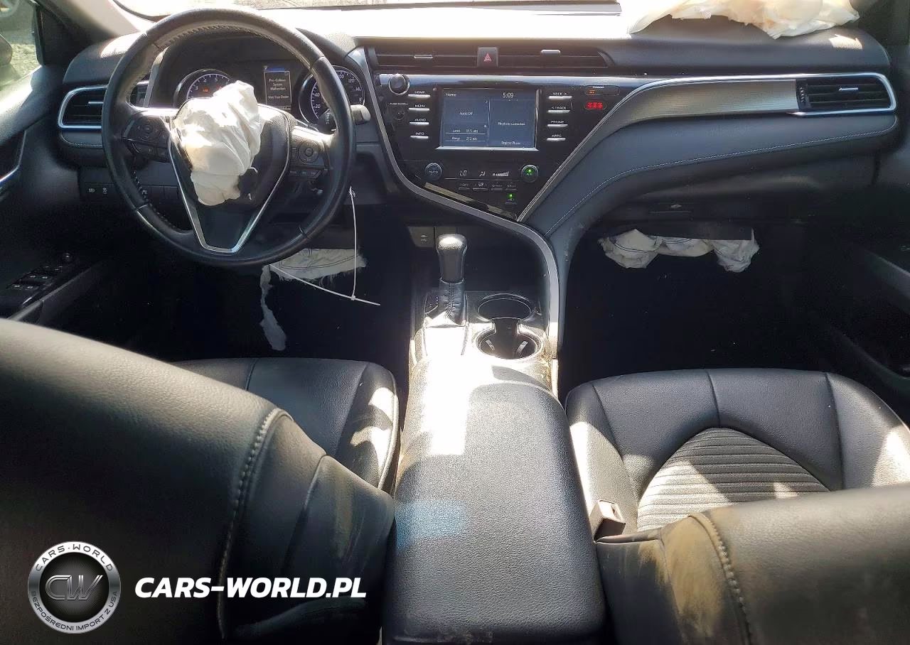 2018 Toyota Camry Se VIN:4T1B11HK8JU642585 - 8