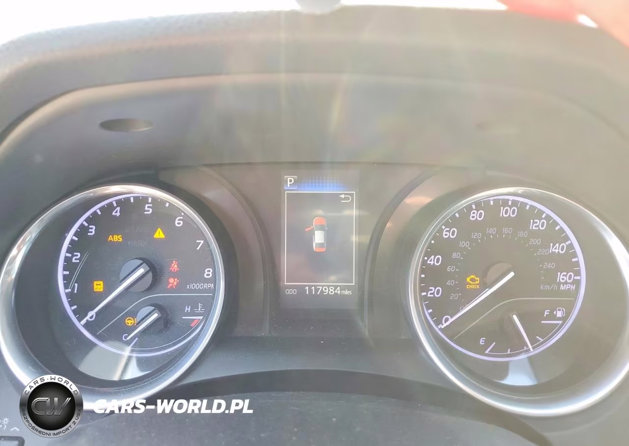 2018 Toyota Camry Se VIN:4T1B11HK8JU642585 - 9
