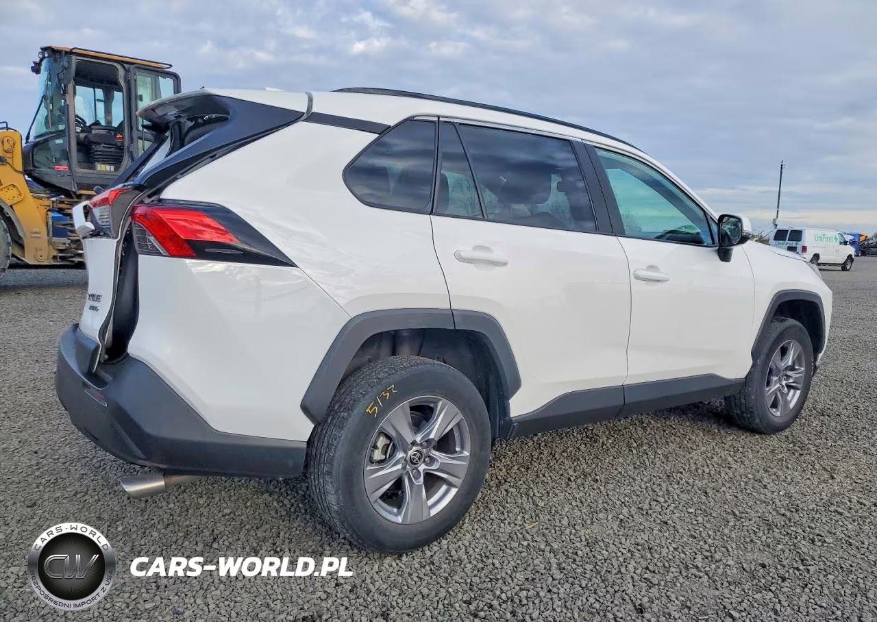2022 Toyota Rav4 Xle VIN:2T3P1RFV2NW268294 - 3