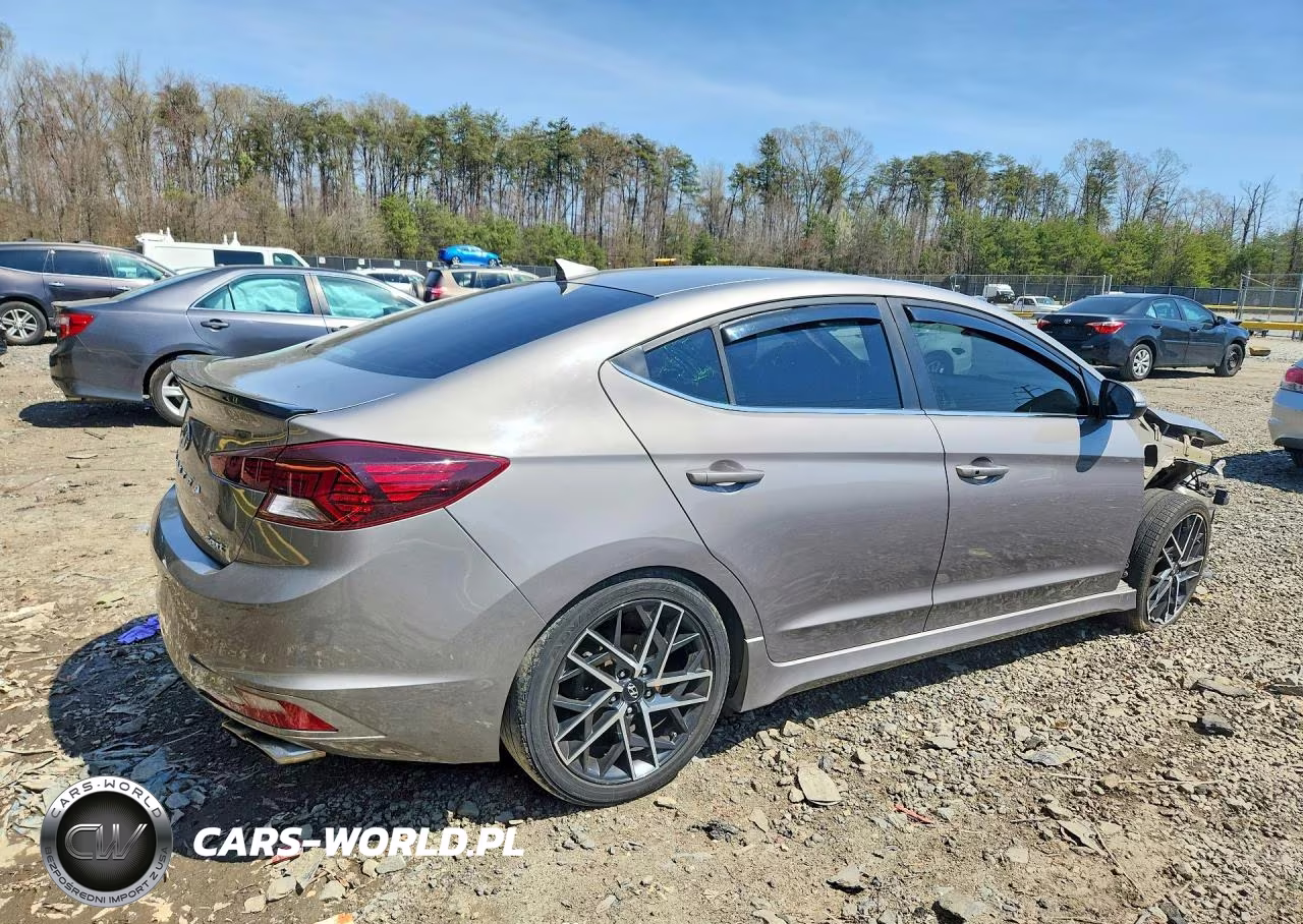 2020 Hyundai Elantra Sport VIN:KMHD04LB6LU070584 - 3