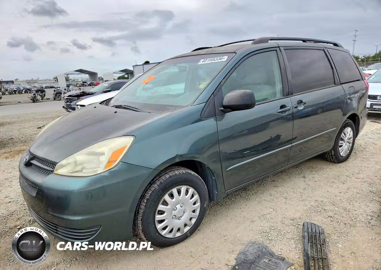 2004 Toyota Sienna Le 8 Passenger