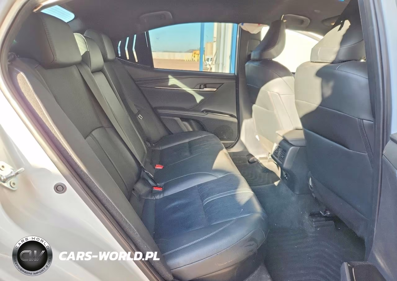 2025 Toyota Camry Xse VIN:4T1DAACK4SU554506 - 10