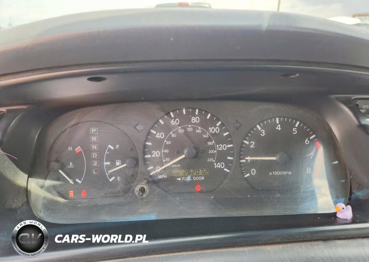 2000 Toyota Camry Le VIN:JT2BG22K6Y0529584 - 9