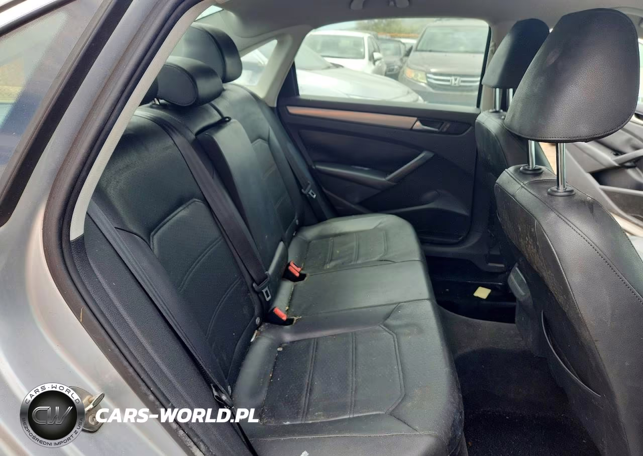 2015 Volkswagen Passat S VIN:1VWAT7A37FC119410 - 10