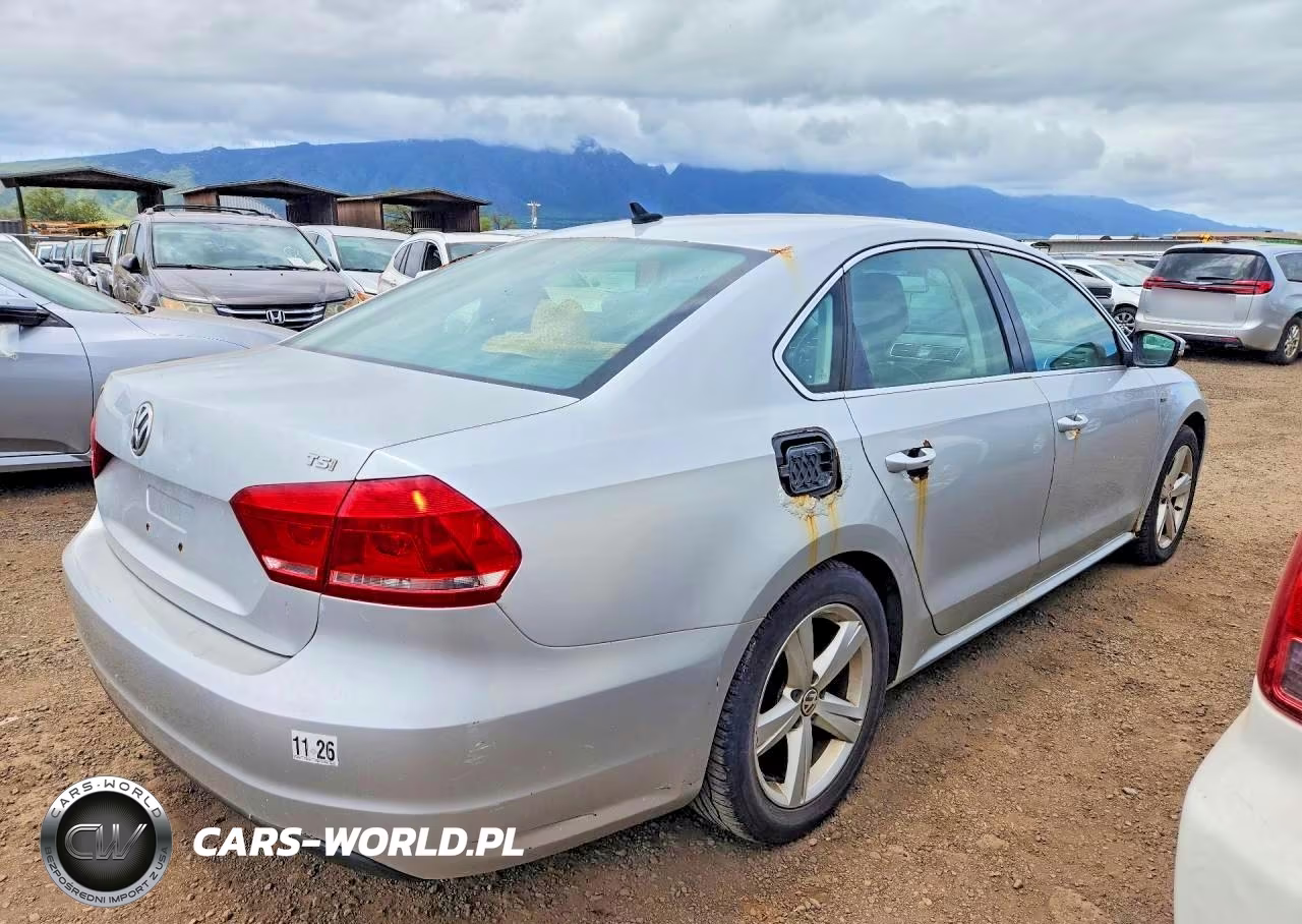 2015 Volkswagen Passat S VIN:1VWAT7A37FC119410 - 3