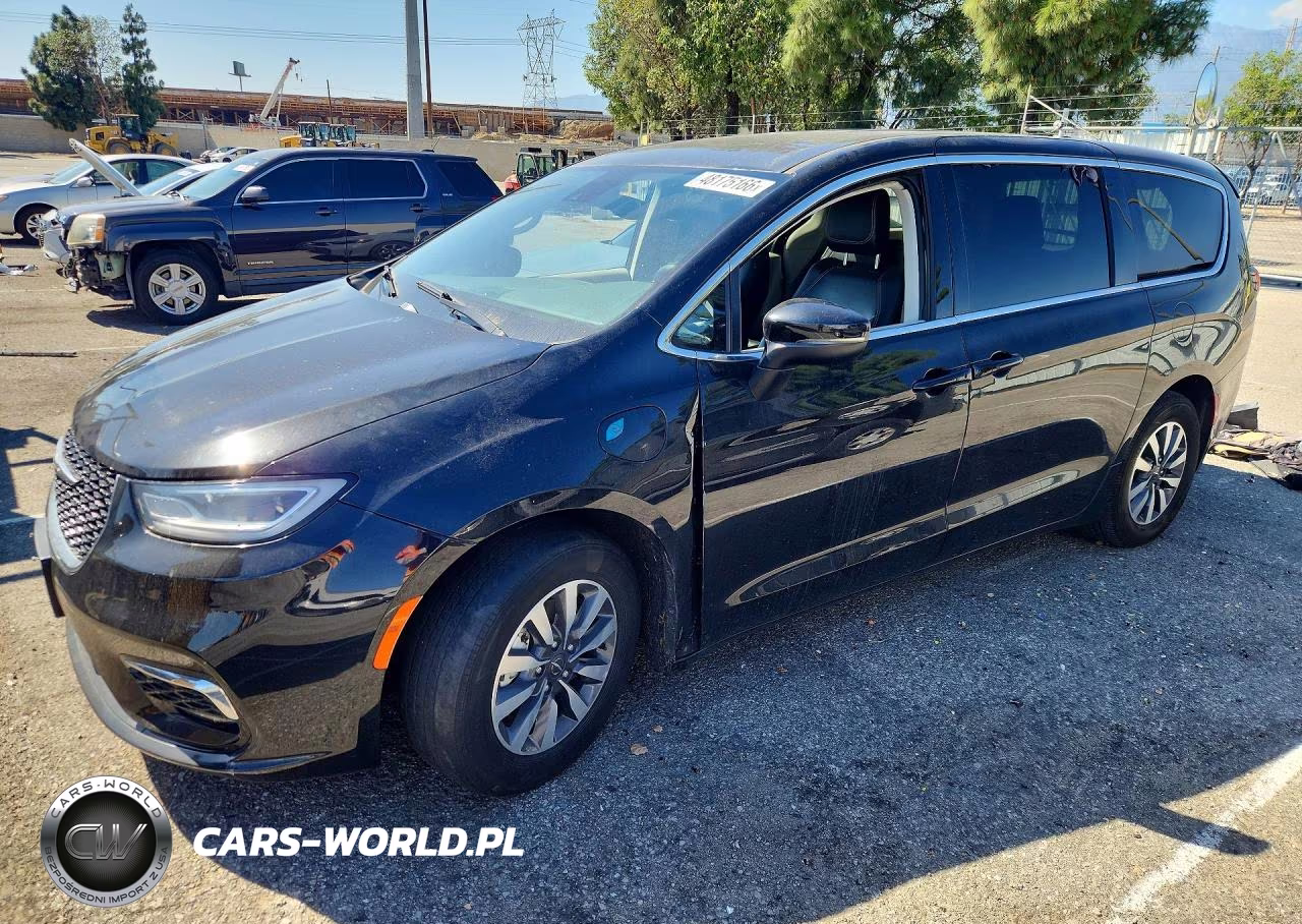2023 Chrysler Pacifica Hybrid Touring L – zdjęcie 1 z 12