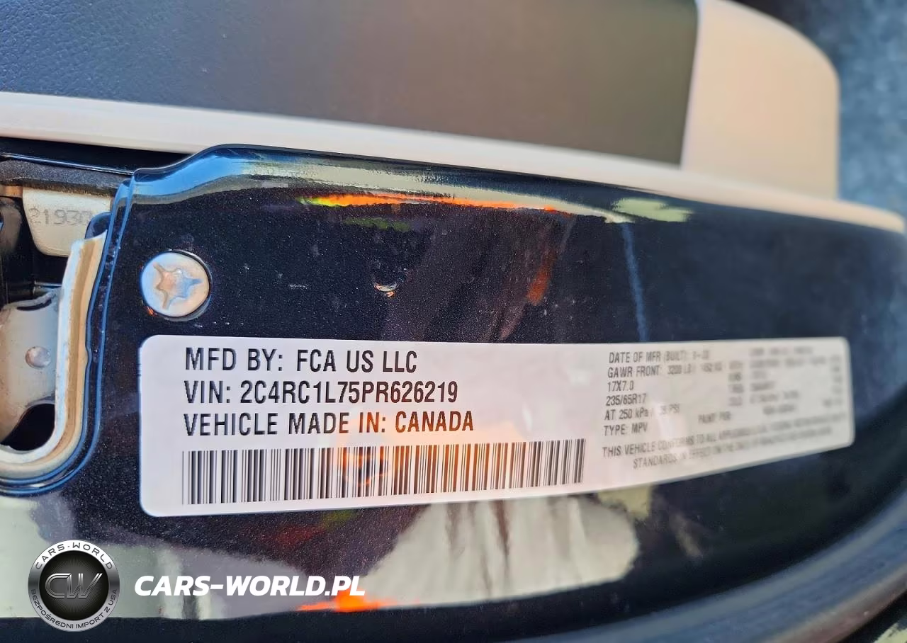 2023 Chrysler Pacifica Hybrid Touring L VIN:2C4RC1L75PR626219 - 12
