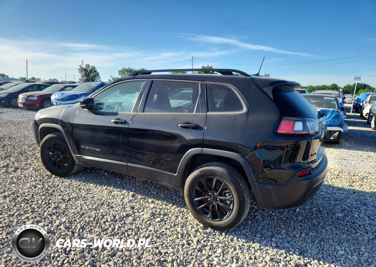 2023 Jeep Cherokee Altitude Lux VIN:1C4PJMMB4PD113869 - 2