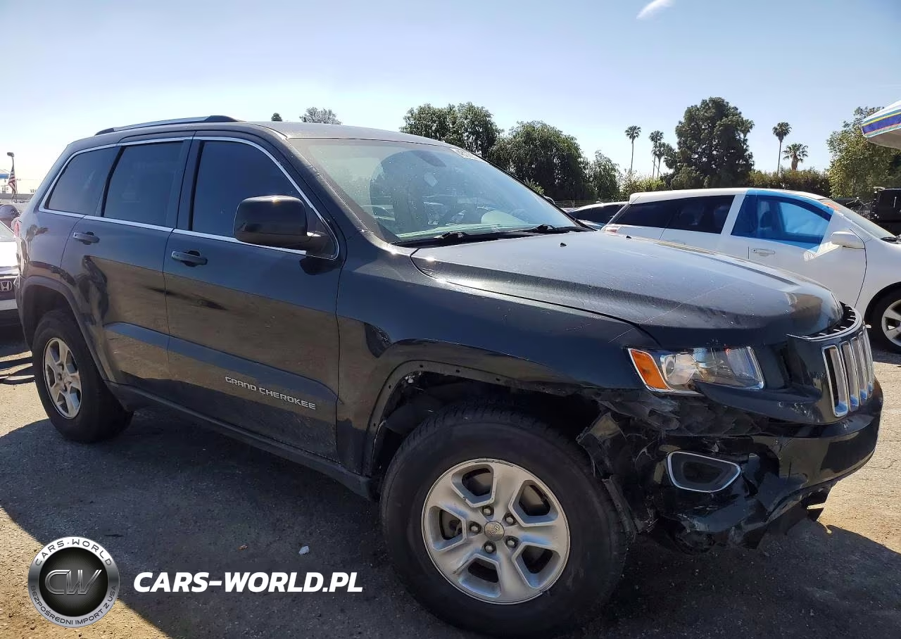 2014 Jeep Grand Cherokee Laredo VIN:1C4RJFAG9EC421675 - 4