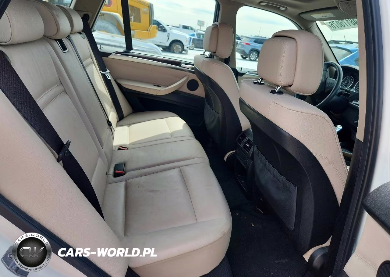 2013 BMW X5 xDrive35I VIN:5UXZV4C59D0E05210 - 11