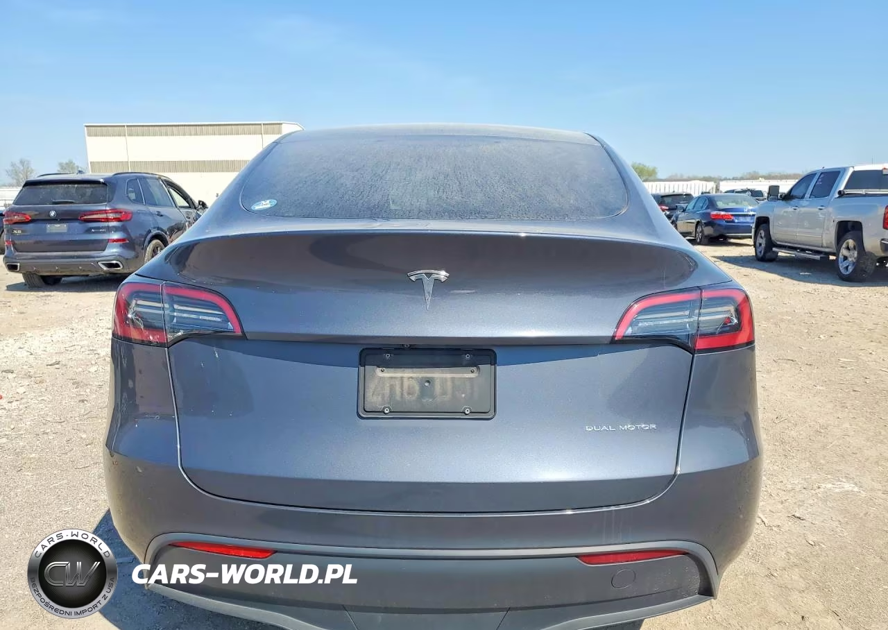2023 Tesla Model Y VIN:7SAYGDEE2PF608840 - 6