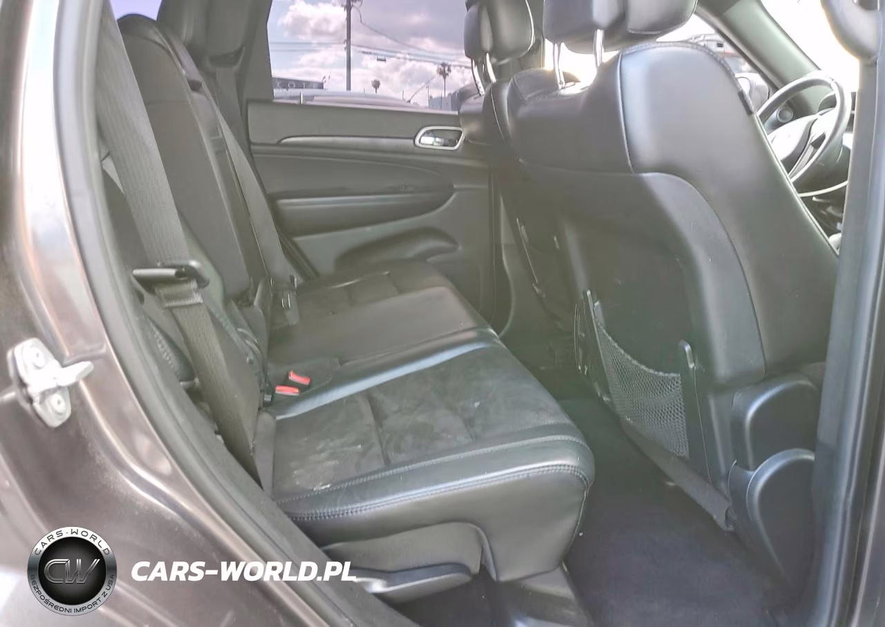 2018 Jeep Grand Cherokee Laredo VIN:1C4RJEAG0JC512760 - 11