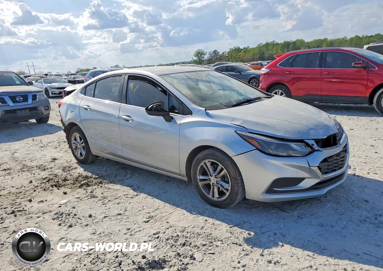 2016 Chevrolet Cruze Lt VIN:1G1BE5SM6G7273011 - 4