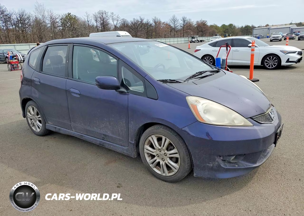 2009 Honda Fit Sport VIN:JHMGE88639S057879 - 4