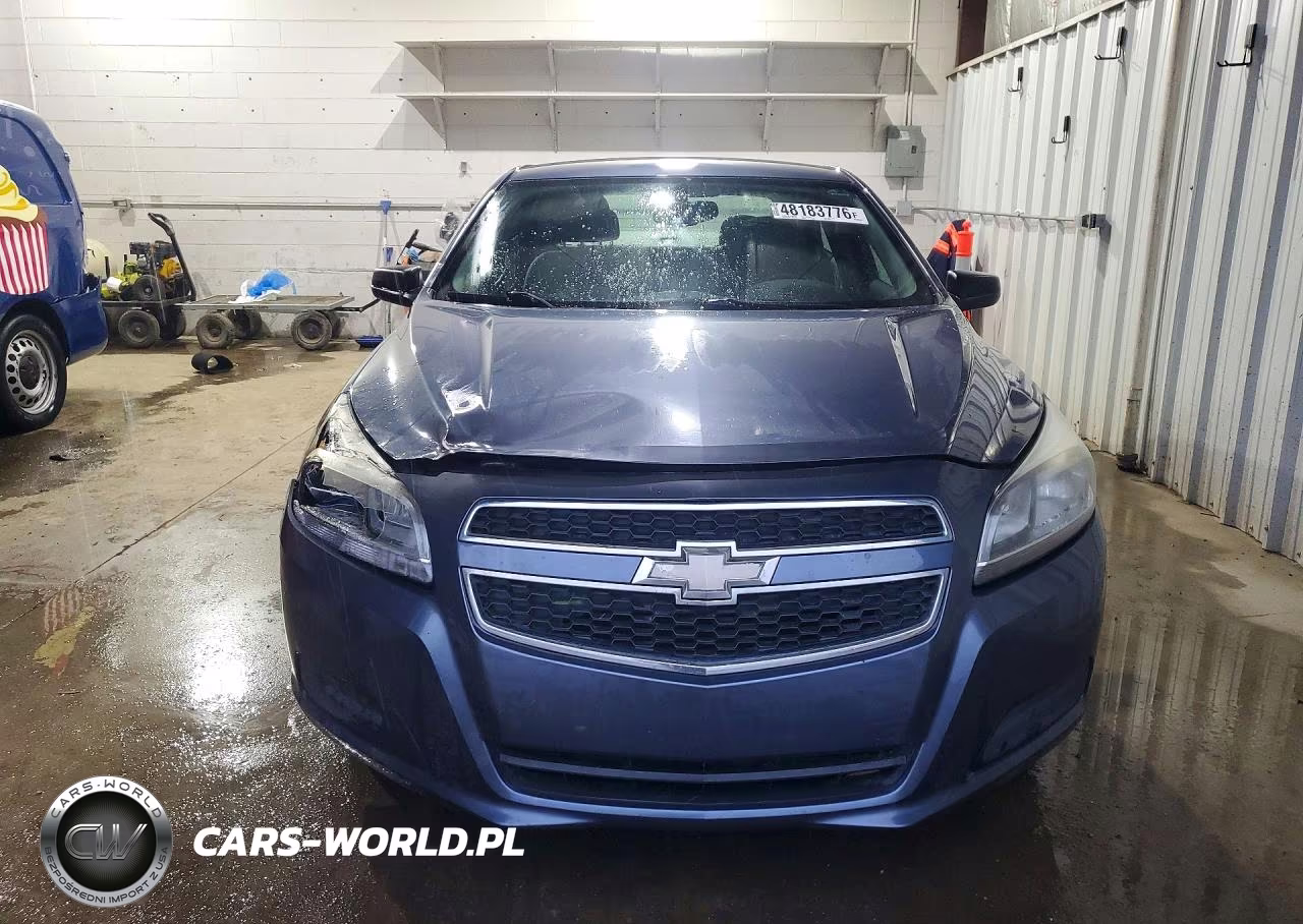 2013 Chevrolet Malibu Ls VIN:1G11B5SA6DF299684 - 5