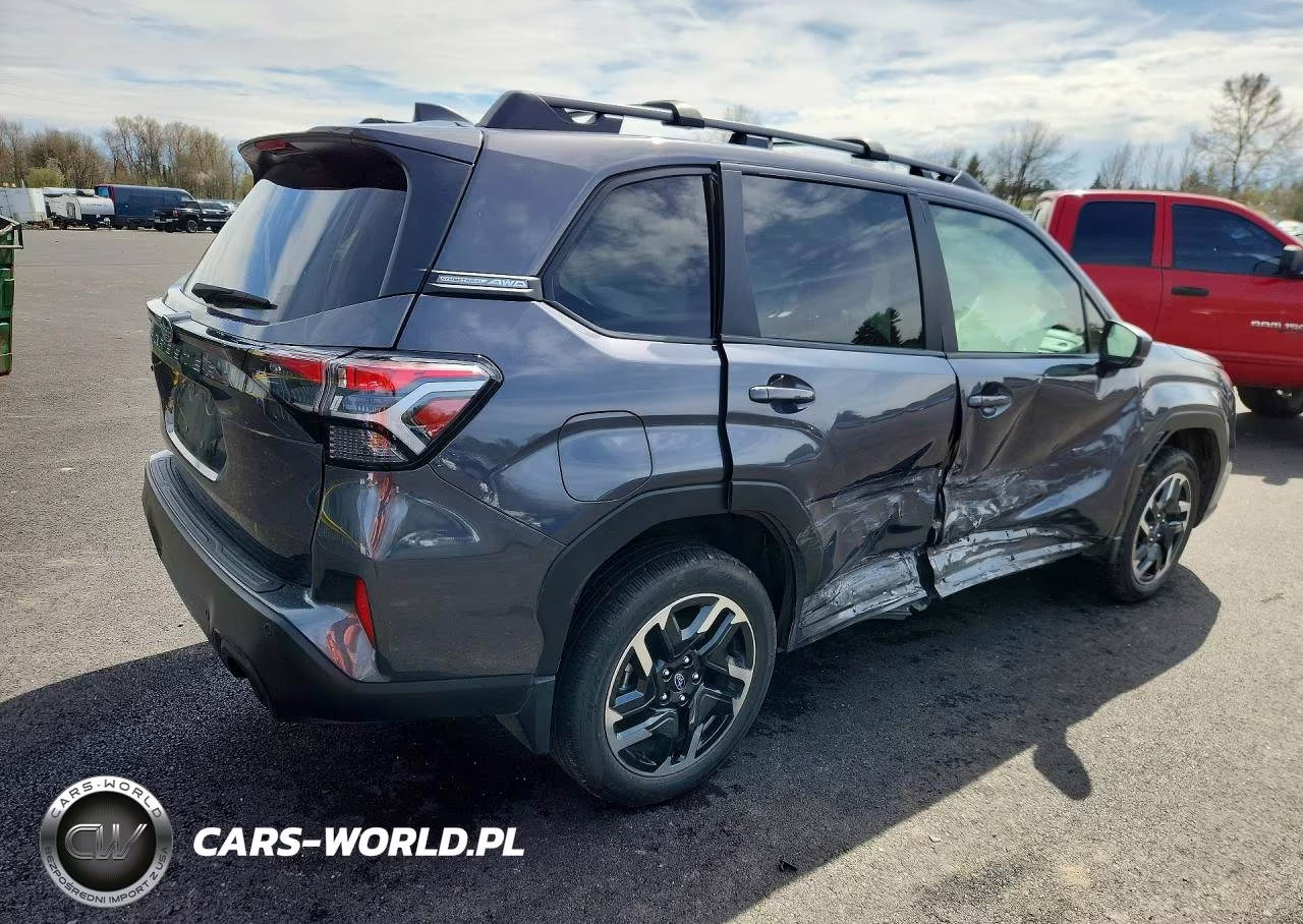2025 Subaru Forester Limited VIN:JF2SLDRC4SH494597 - 3