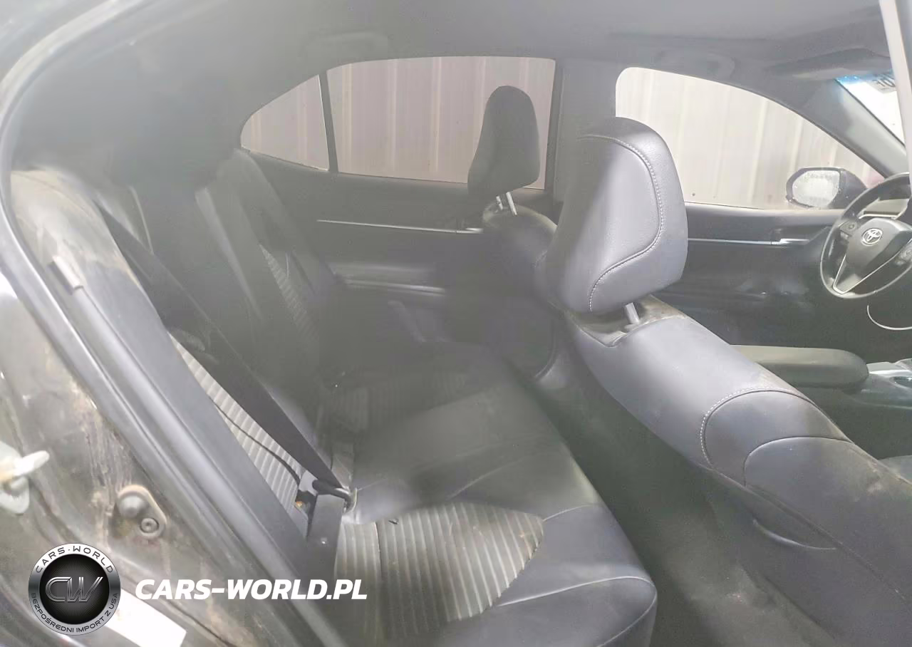 2018 Toyota Camry Se VIN:JTNB11HK7J3021277 - 10