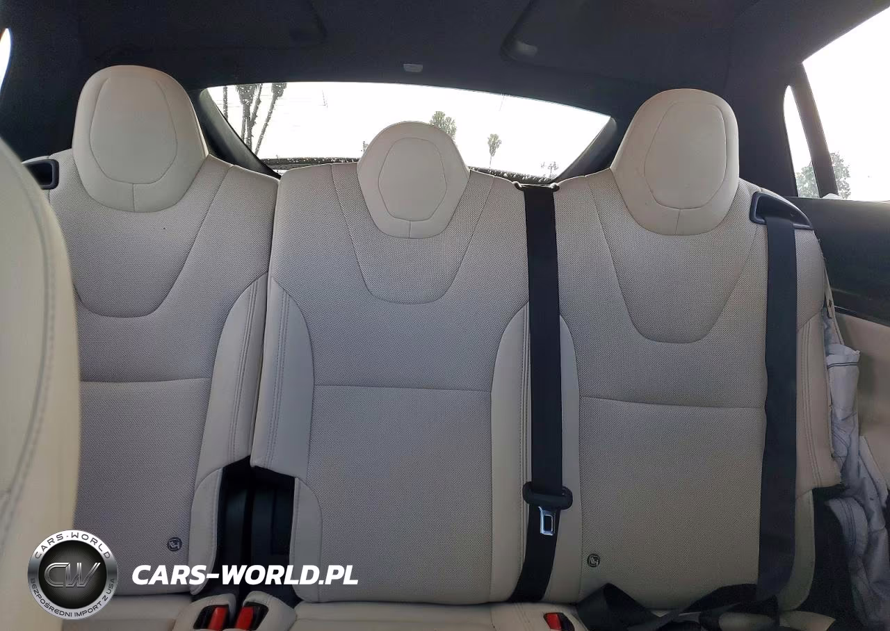 2022 Tesla Model X VIN:7SAXCAE54NF357614 - 10