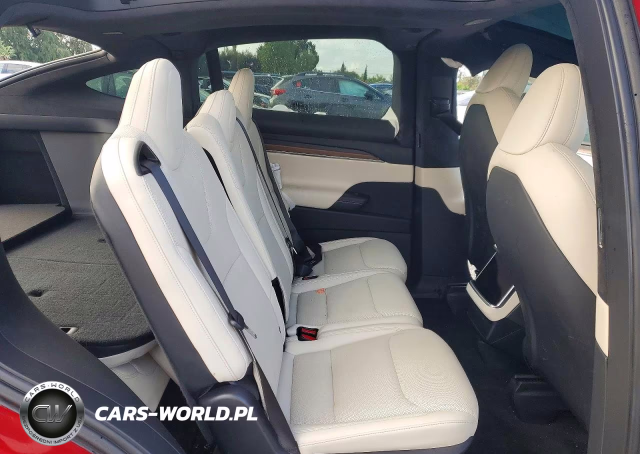 2022 Tesla Model X VIN:7SAXCAE54NF357614 - 11