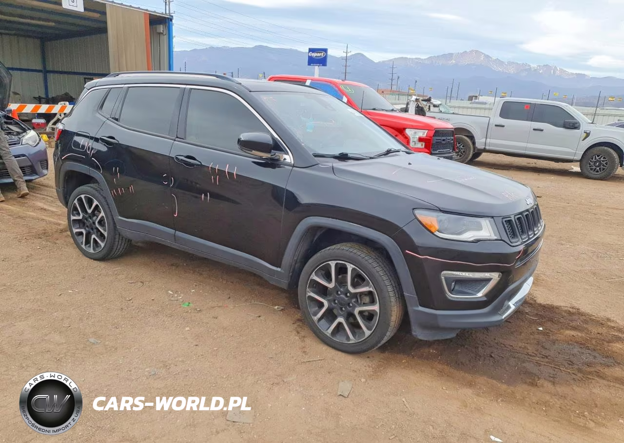 2018 Jeep Compass Limited VIN:3C4NJDCB5JT483531 - 4