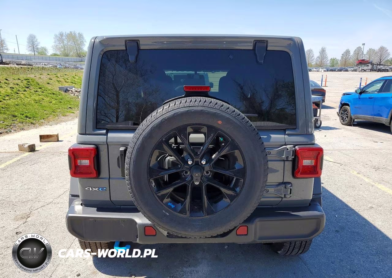 2023 Jeep Wrangler Sahara 4Xe VIN:1C4JJXP69PW604562 - 6
