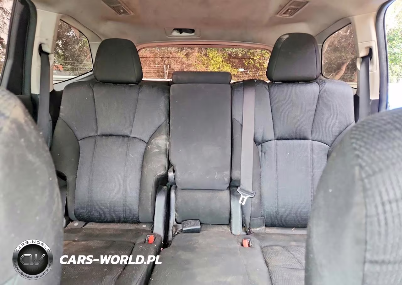 2021 Subaru Ascent VIN:4S4WMAAD0M3450625 - 10
