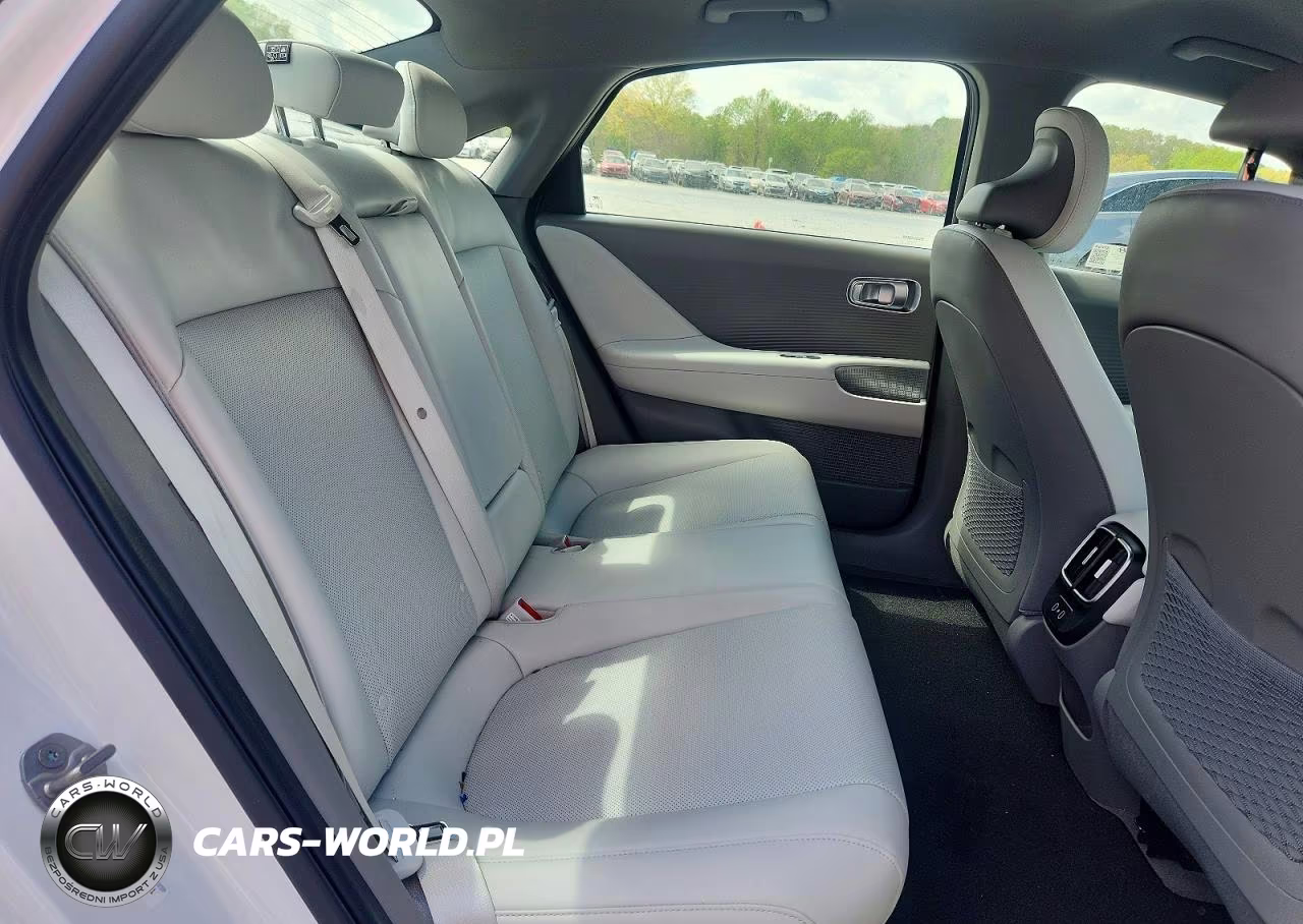 2025 Hyundai Ioniq 6 Sel VIN:KMHM34AC4SA114231 - 10