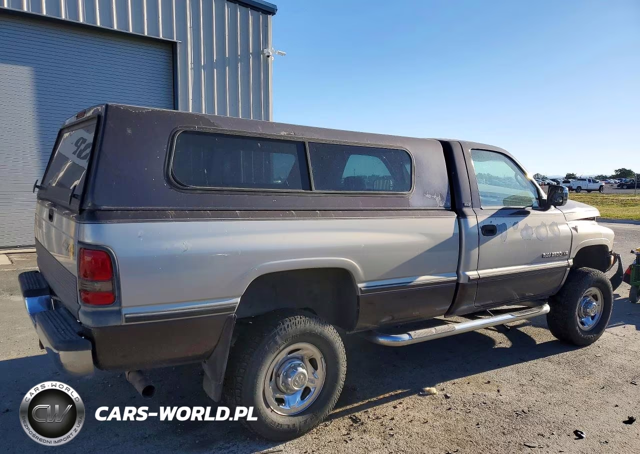 1997 Dodge Ram 2500 VIN:1B7KF26Z2VJ583536 - 3