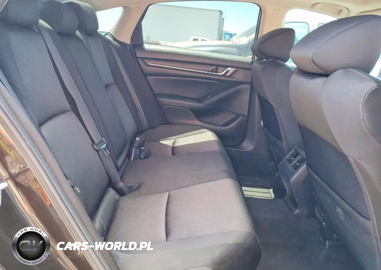 2018 Honda Accord Ex VIN:1HGCV1F4XJA082685 - 10