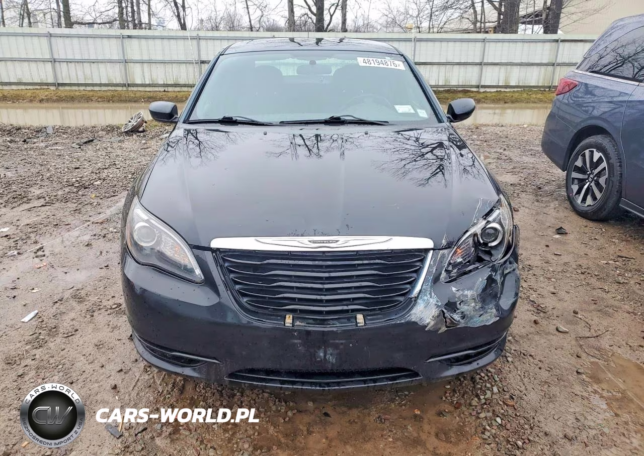2013 Chrysler 200 Touring VIN:1C3CCBBB3DN547453 - 5