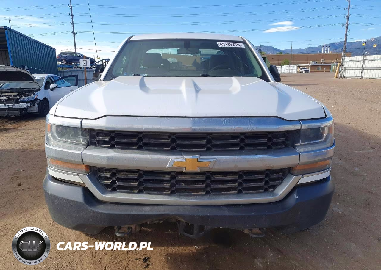 2018 Chevrolet Silverado K1500 VIN:1GCVKNEH4JZ290753 - 5